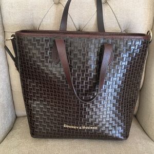 Dooney & Bourke Bag